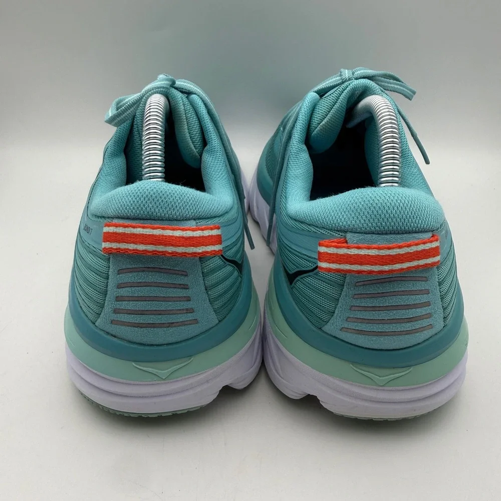 Hoka One One bondi running